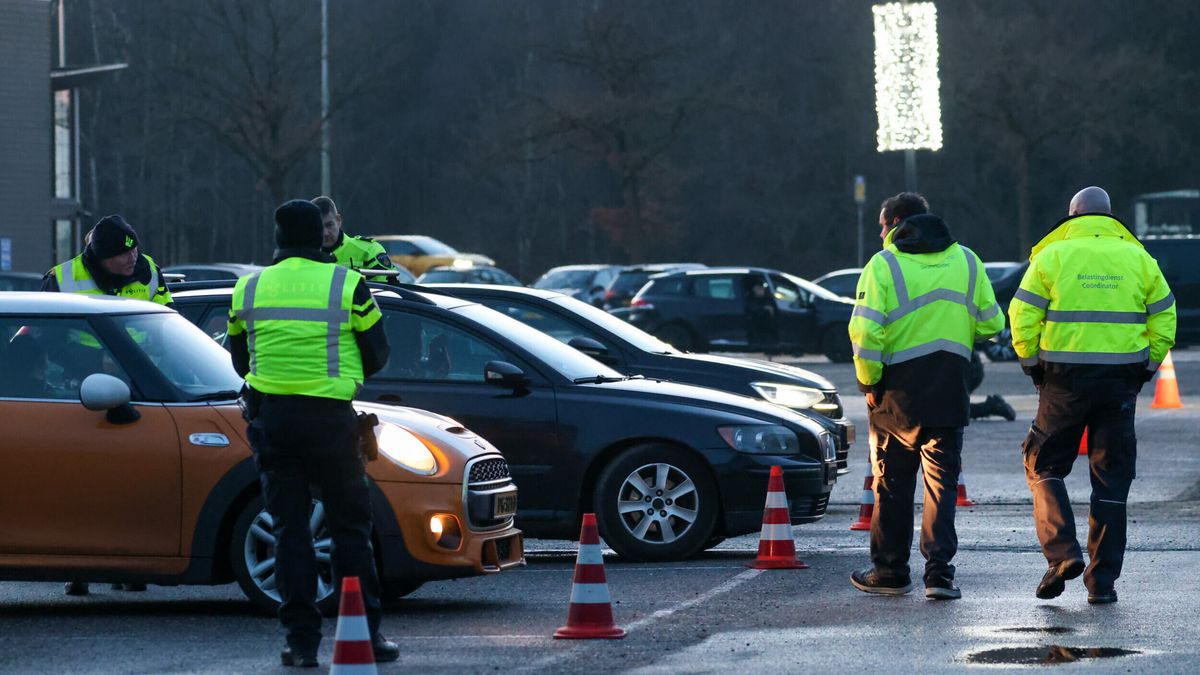 Belastingdienst int meer dan een ton bij grote verkeerscontrole Ryptsjerk