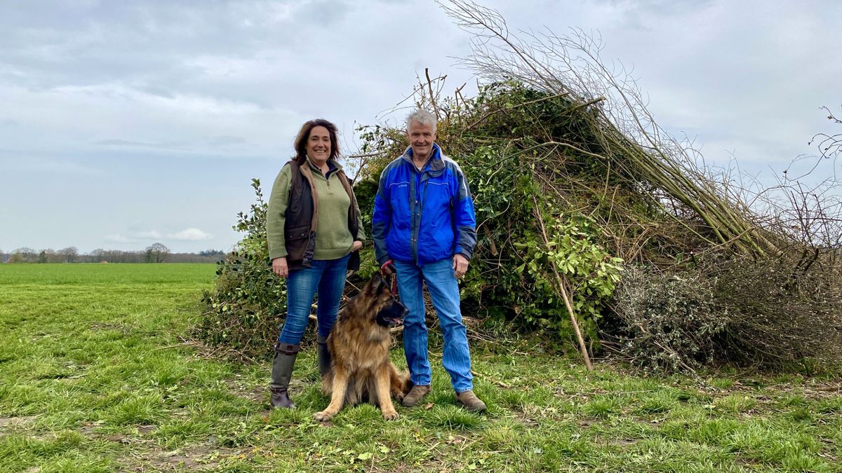 Na vijf jaar weer paasvuur in Anloo: 'Trots dat het is gelukt'