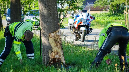 Twee gewonden bij ongeluk Valthermond. Twee gewonden bij ongeluk Valthermond.