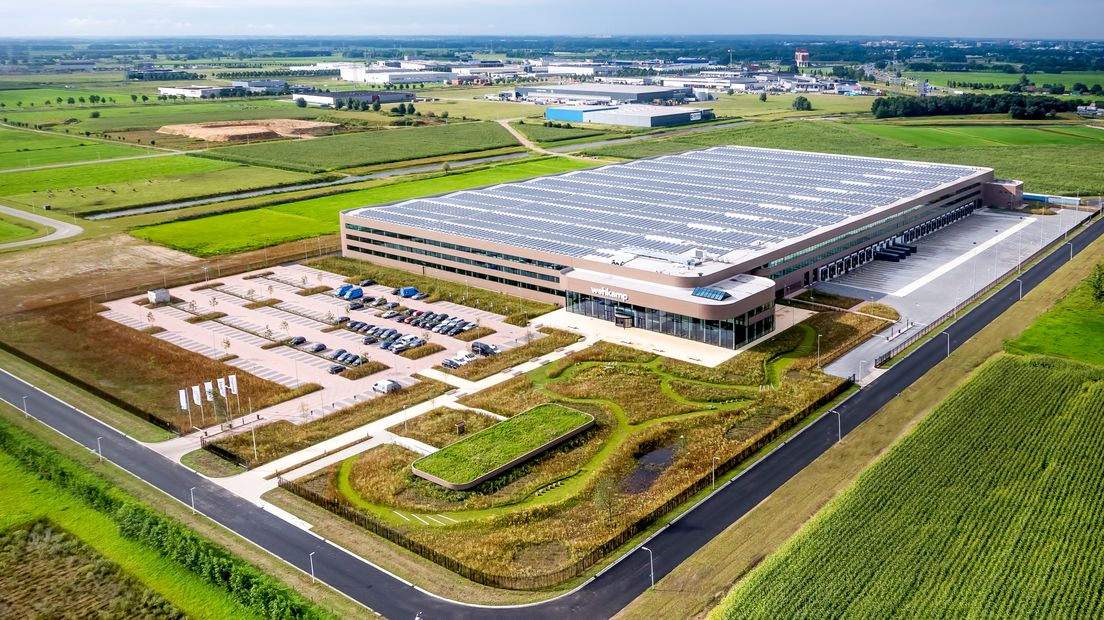 Het distributiecentrum van Wehkamp in Zwolle.