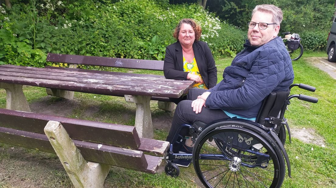 rolstoelvriendelijke picknickbanken SGP Vlissingen