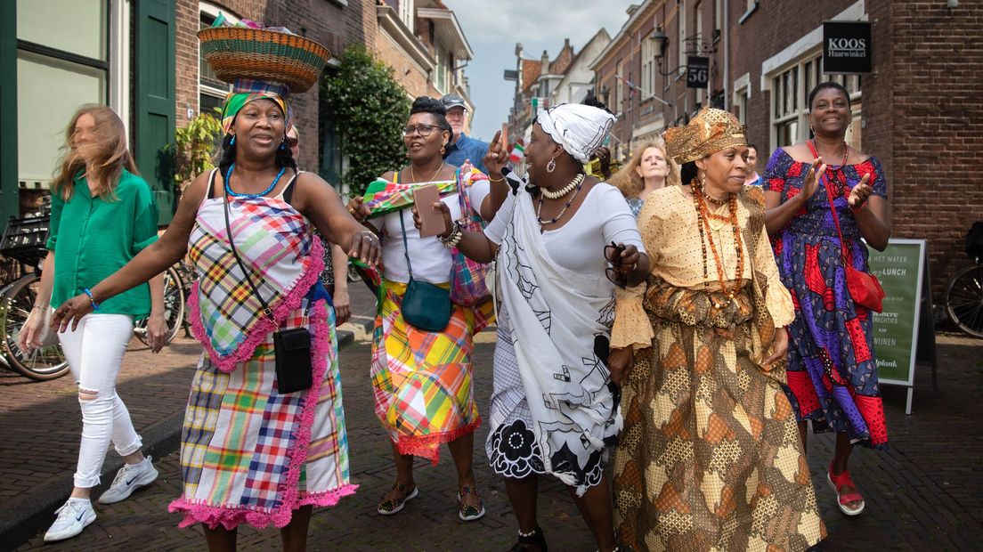 Herdenkingstocht tijdens Keti Koti in Amersfoort op 30 juni 2022