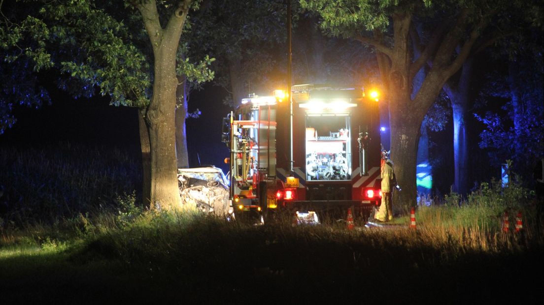 Hulpdiensten op de Gelselaarseweg in Markelo