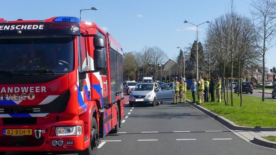 Gewonde bij ongeval op Varviksingel in Enschede