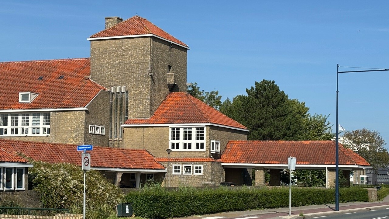 De âlde Ryks HBS yn Harns