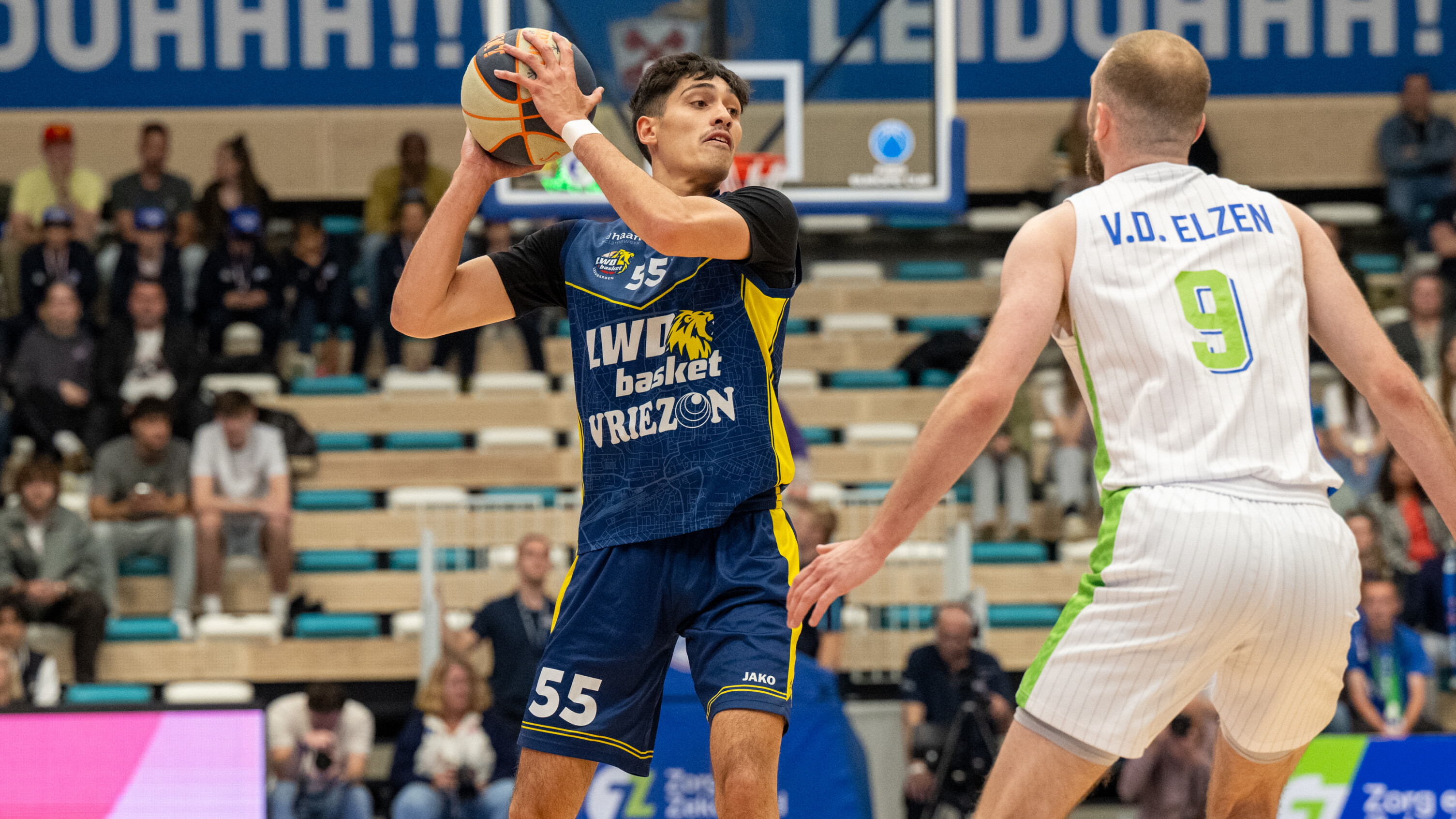 LWD Basket oerlibbet senuwslopend slot en mei noch hoopje op finale
