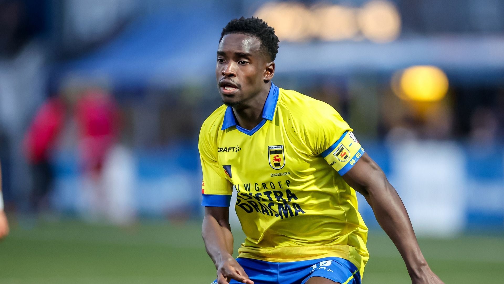 Alex Bangura hopet in nije klup te finen, nettsjinsteande dat er noch in kontrakt hat by Cambuur