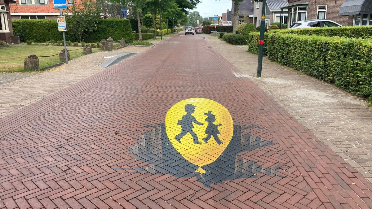 3D-schildering moet verkeersveiligheid in Boornbergum vergroten