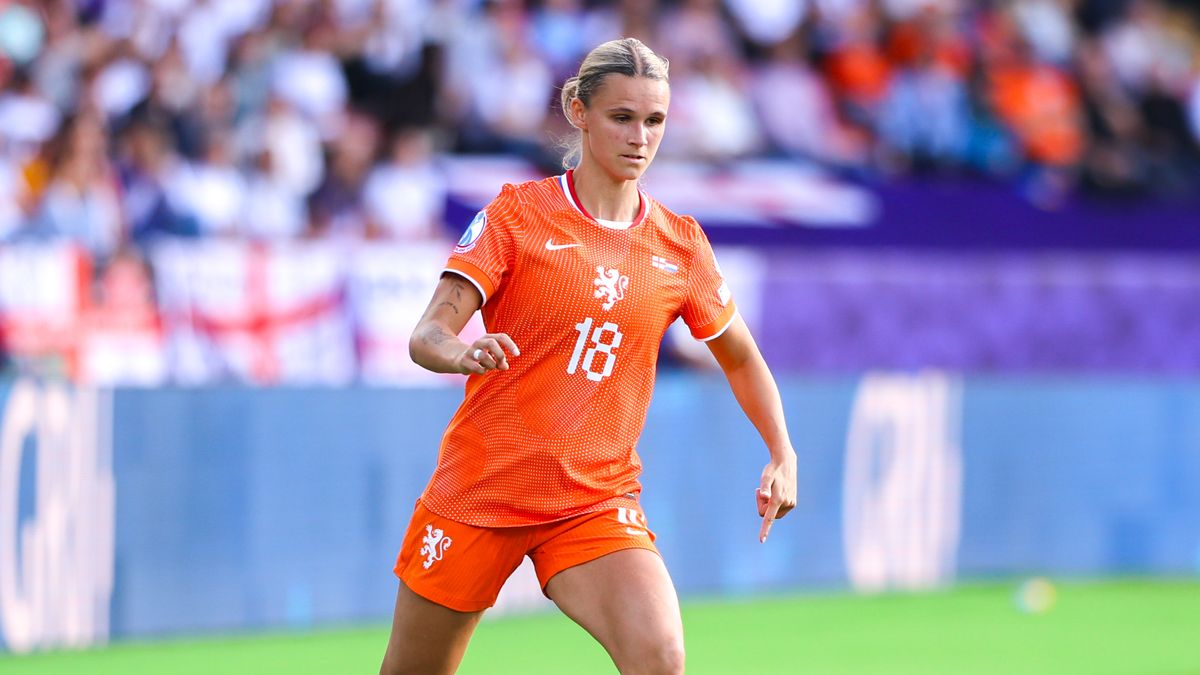 Casparij genomineerd voor prijs van beste voetbalster ter wereld | Datum Friese derby bekend