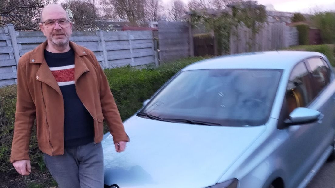 Paul Gelderman met zijn Volkswagen Polo uit 2011