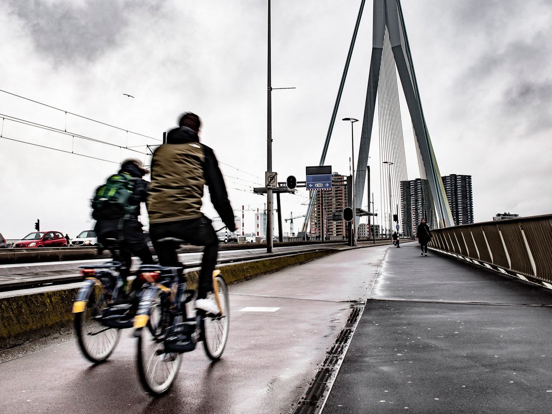 Het weer van vandaag: bewolkt en soms spatje regen