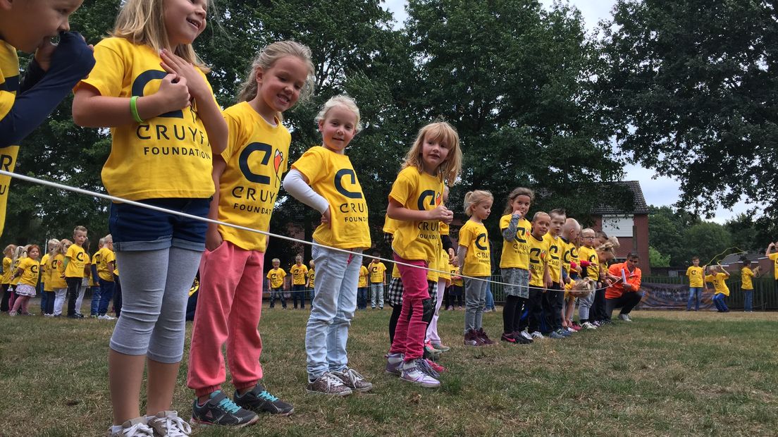 Na de demonstratie is het de beurt aan de kinderen (Rechten: RTV Drenthe)