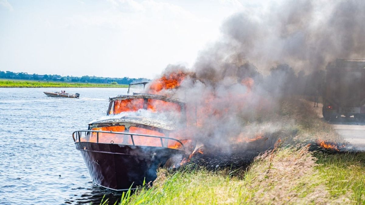 112-nieuws zondag 11 juni: Brand op boot in Gerkesklooster en in bos bij Oranjewoud