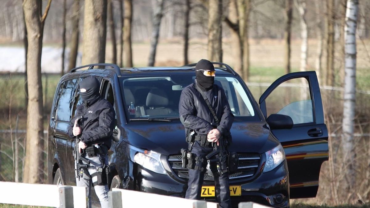 Drugslab bij Stieltjeskanaal wordt ontmanteld