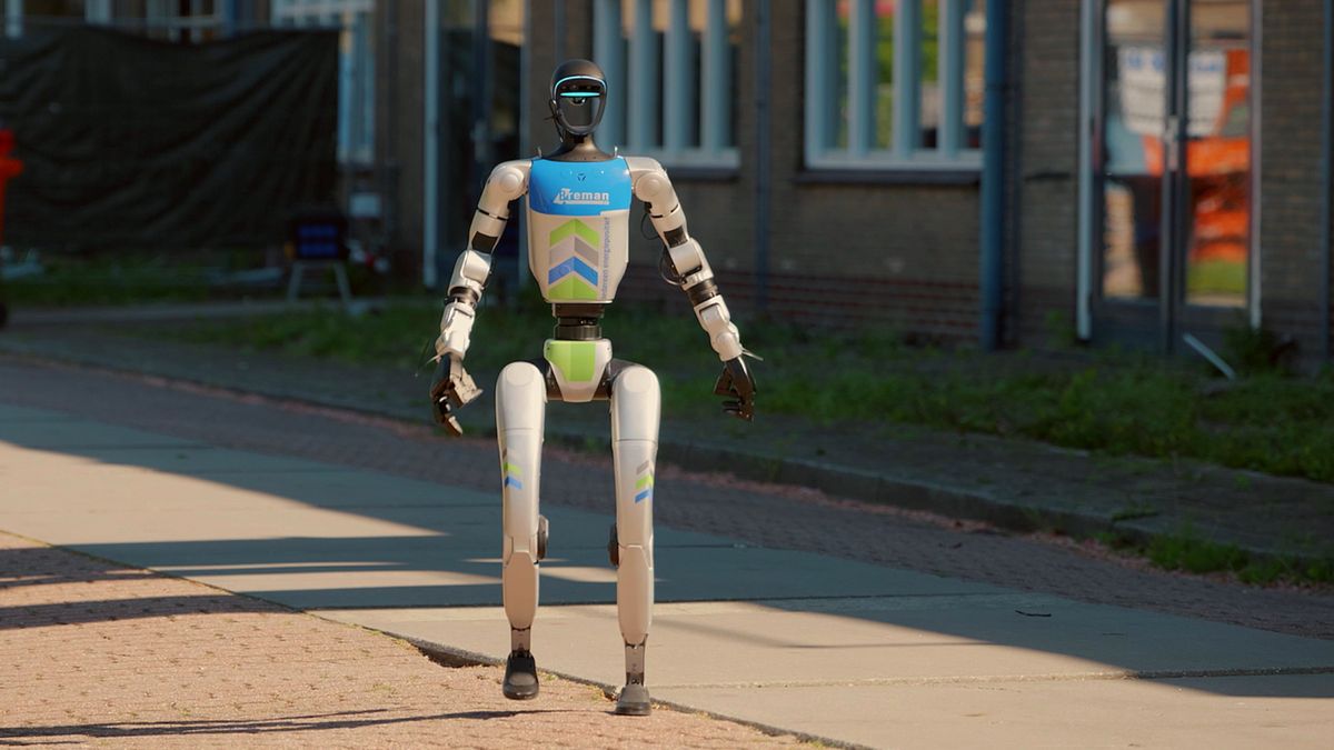 Meest geavanceerde robot van Europa zet eerste stapjes in Zwolle