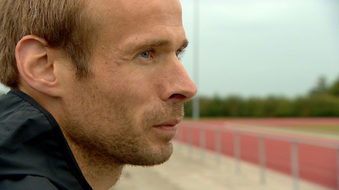 Harmes blijft dromen van winst in Kustmarathon: 'Ik heb niet zo veel kansen meer'