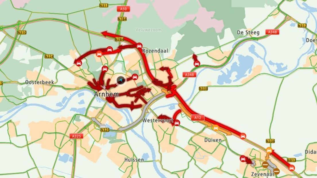 Er moet de komende periode nog wel wat gebeuren, maar de grote werkzaamheden aan de Pleijroute in Arnhem zijn achter de rug. Automobilisten kunnen er weer gebruik van maken en voorlopig hoeven ze geen angst te hebben voor de trajectcontrole.