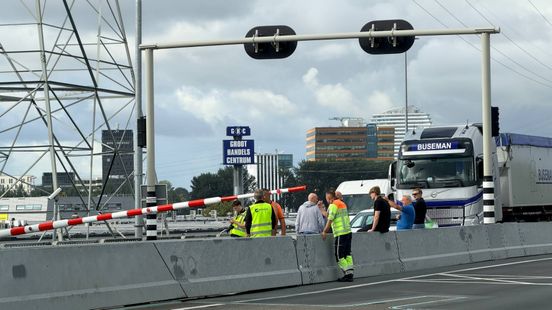 Verkeer op Ring Zuid staat muurvast door technische storing