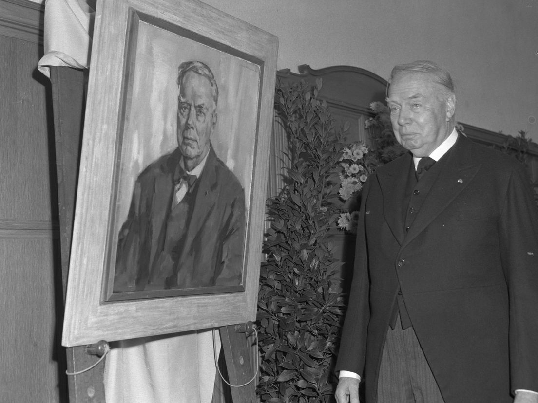 K.P. van der Mandele in 1964