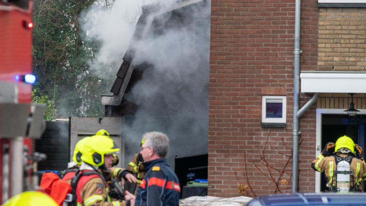 Tiener (15) overleden bij woningbrand in Dirksland