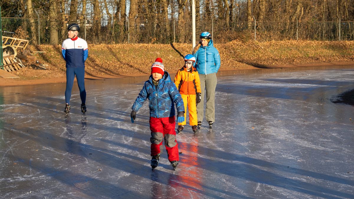 'Beetje magie' na koude kerstnacht: schaatsen op natuurijs