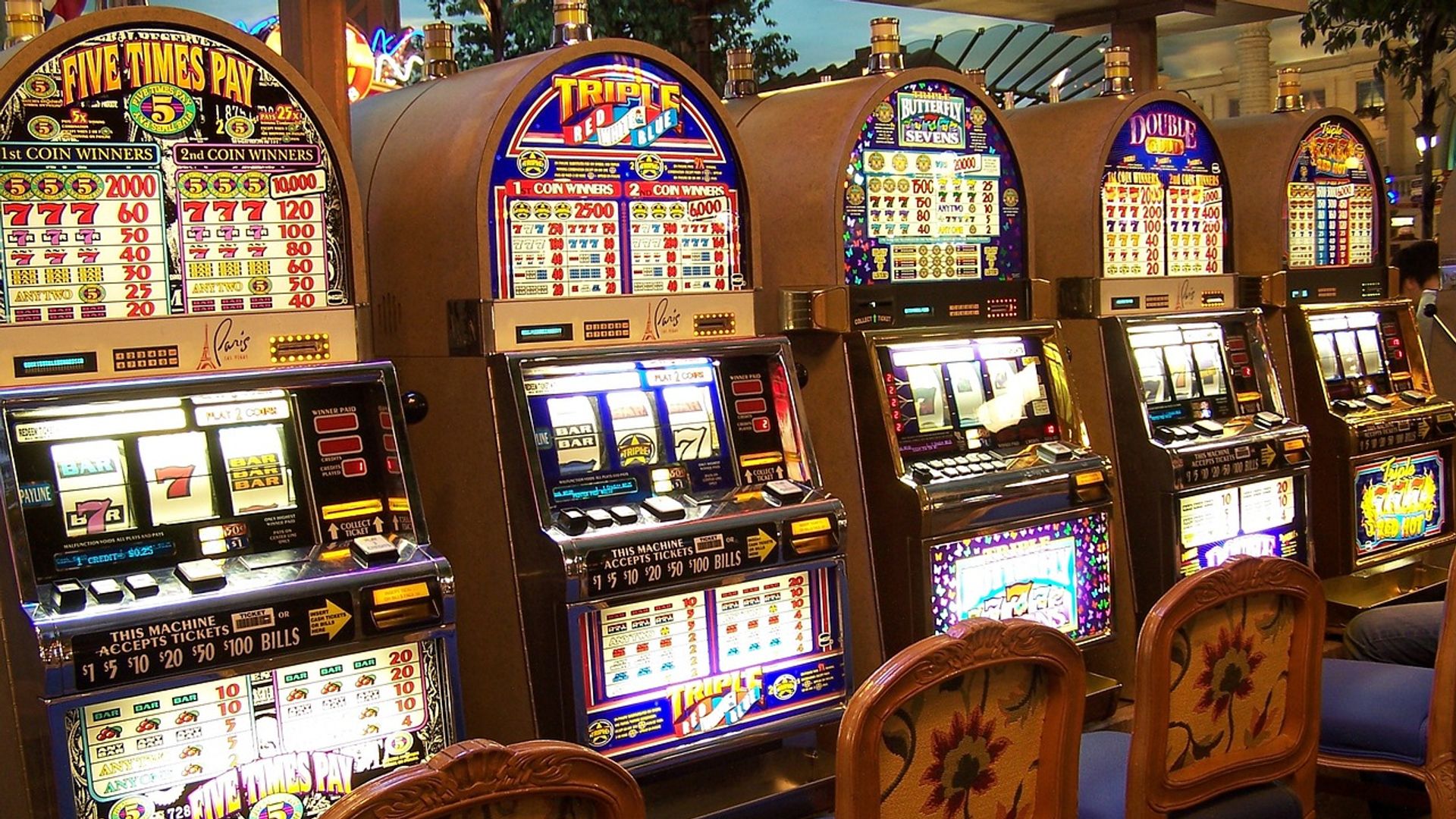 Fruitmachines in een casino