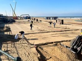 Strandtenten worden weer opgebouwd: 'Ik zie alleen maar kranen en werklui op het strand'