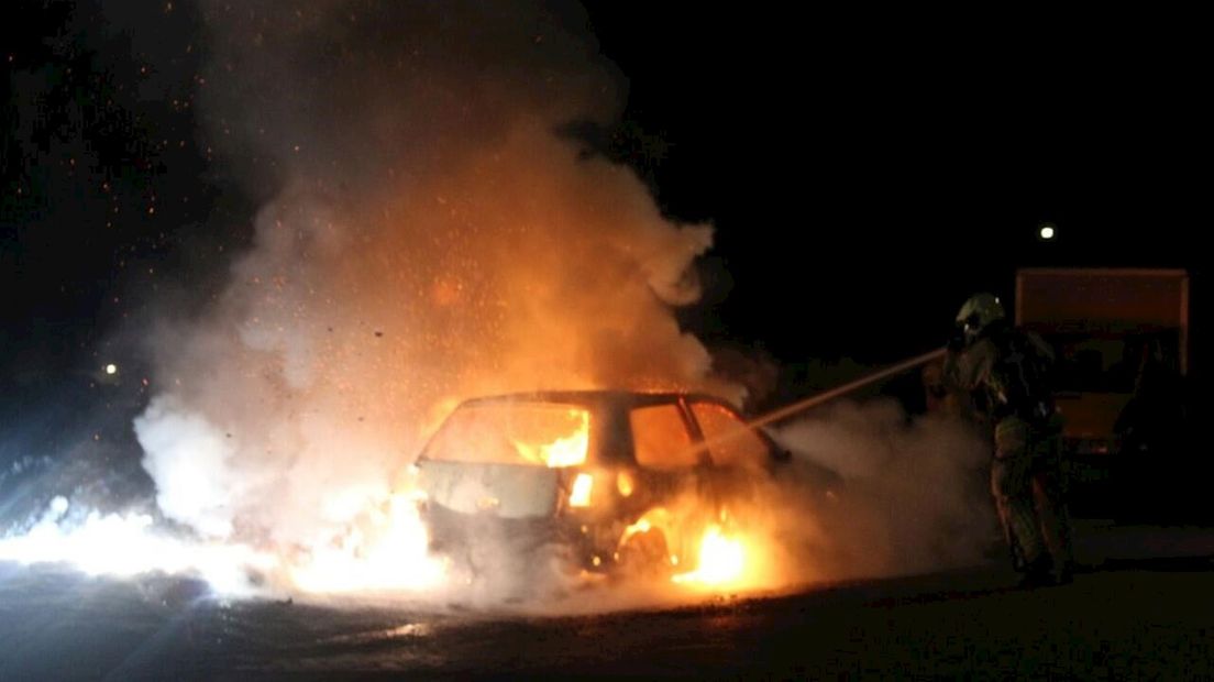 Auto uitgebrand in Rijssen