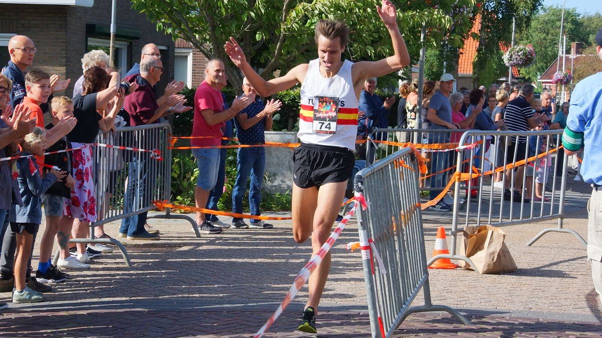Maarten De Nys klopt Tim Pleijte in 15 van Wolphaartsdijk