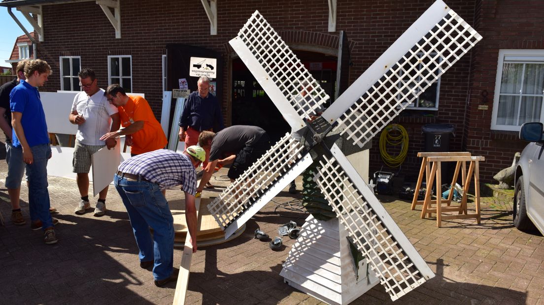 Het is vandaag eindelijk weer écht zomer in Gelderland. En op deze prachtige dag zijn we in het dorp dat haar ontstaan te danken heeft aan drie reuzen: Valburg. In dit blog houden we je op de hoogte van de verrichtingen van het team en de laatste ontwikkelingen in het dorp.