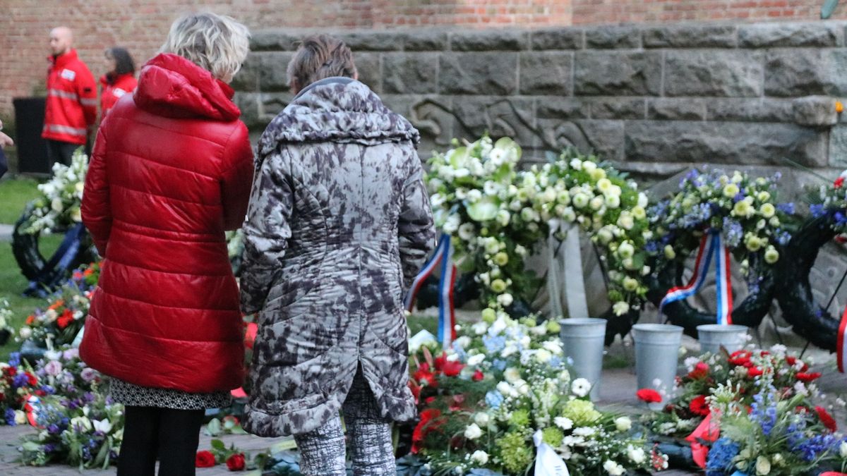 Dodenherdenking live te zien op TV Noord
