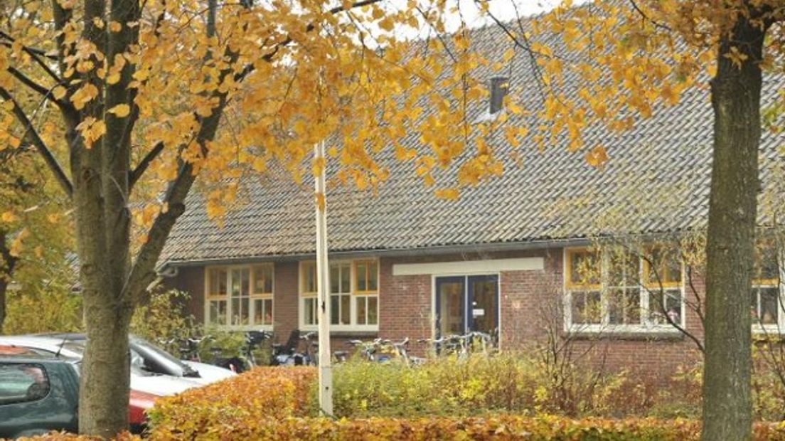 Het oude pand van Meester de Vriesschool in Nieuw-Roden (Rechten: archief RTV Drenthe)