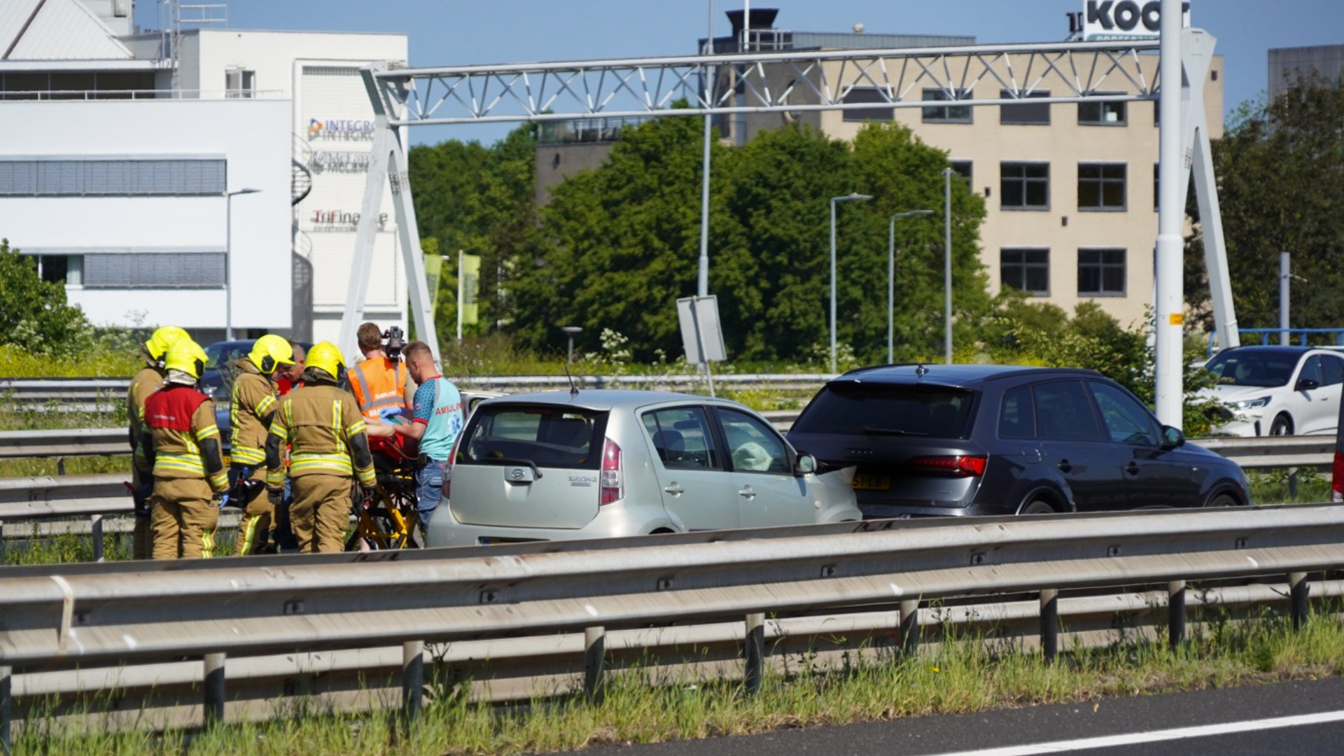 Ongeluk op A16 zorgt voor uur vertraging.
