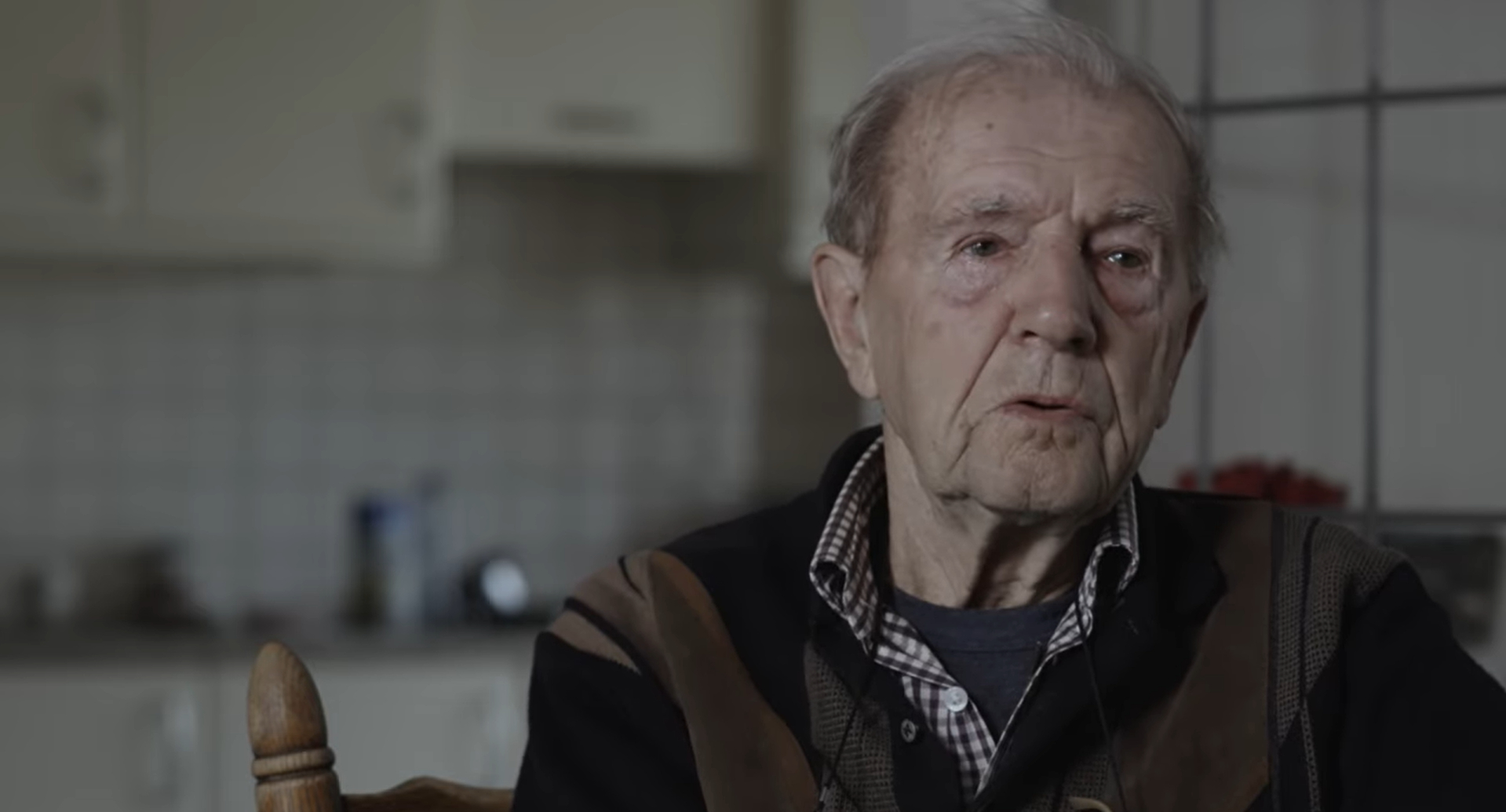 Lau groeit op in oorlog en kou: ‘Zij bepaalden wat je mocht en niet mocht'