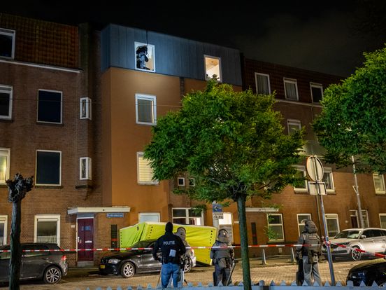 Arrestatieteam haalt verwarde man die gaskraan opendraaide uit huis in Rotterdam-Spangen