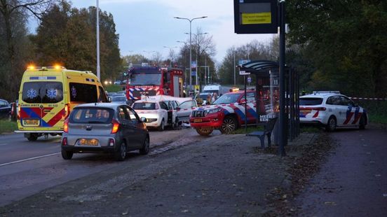 Dode bij ernstig ongeluk, twee personen naar ziekenhuis. Dode bij ernstig ongeluk, twee personen naar ziekenhuis.