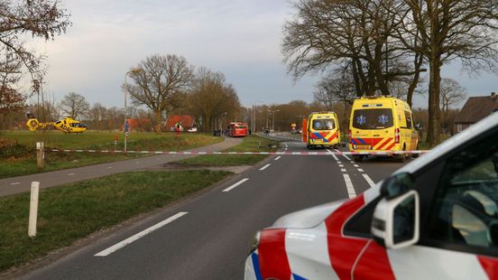 Fietser overleden bij aanrijding met bus in Overdinkel.