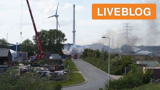 grote brand bij papierbedrijf • fietsster gewond na aanrijding. grote brand bij papierbedrijf • fietsster gewond na aanrijding.