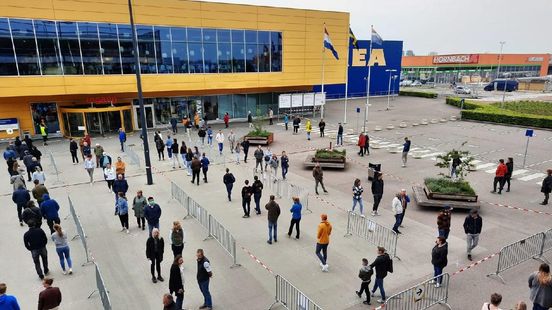 Shetland anker Vervoer De IKEA is weer open, enorme rij voor winkel - Omroep Gelderland