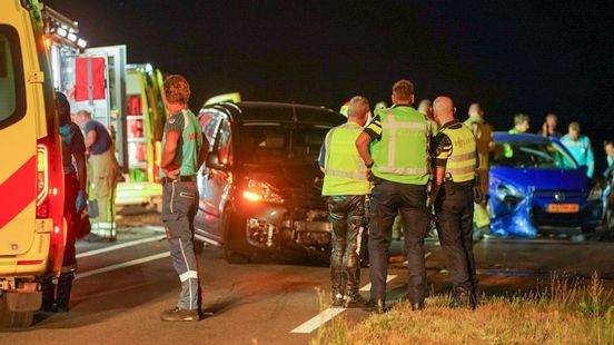 Ernstig auto-ongeluk tussen Houten en Bunnik. Ernstig auto-ongeluk tussen Houten en Bunnik.