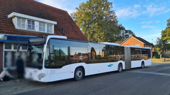 Van Vooruitgang Haringen Een 18 meter lange bus stelen: ongelooflijk, maar het gebeurde al vaker -  Omroep Gelderland