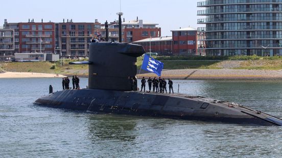 hobby opblijven Contractie Onderzeeboot duikt op in haven Scheveningen in zoektocht naar nieuw talent  - Omroep West