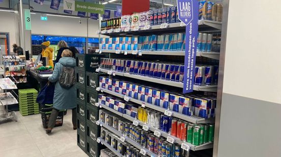 hek chaos Assimileren Te bizar voor woorden', supermarkt zet blikjes energiedrank vlak bij kassa  - Omroep Gelderland
