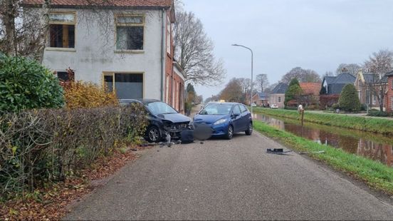 112-nieuws: Auto's botsen in Kiel-Windeweer