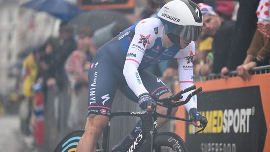 Fabio Jakobsen wint etappe in debuut Tour de France
