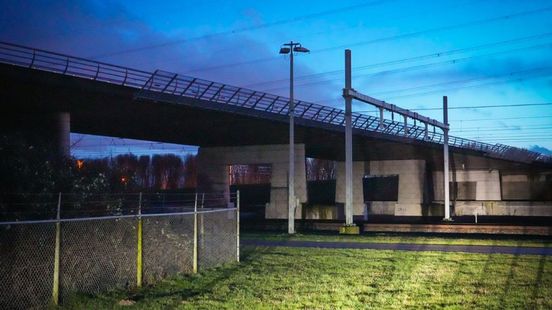 Man ernstig gewond nadat hij onder stroom komt te staan