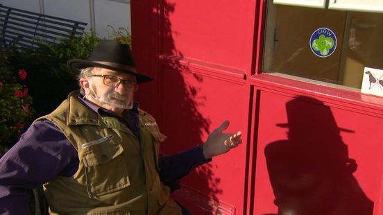 'Ik kan de wc niet doortrekken', Jan test wijkcentrum