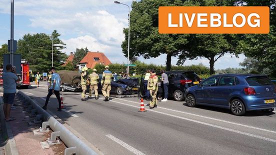 zes gewonden bij botsing • bovenverdieping verwoest door brand. zes gewonden bij botsing • bovenverdieping verwoest door brand.