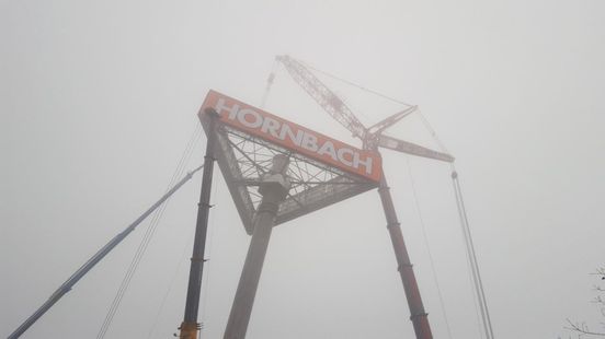 Vermindering Isoleren Geldschieter Hornbach-mast in Zwolle niet veilig, kraan moet mast naar beneden halen -  RTV Oost
