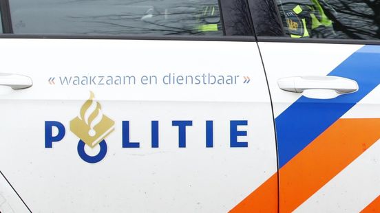 Fietser overleden bij botsing met bestelbus in Bornerbroek. Fietser overleden bij botsing met bestelbus in Bornerbroek.